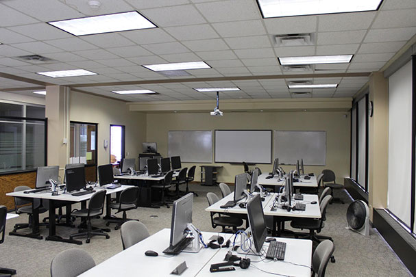 Nielsen Library computer lab
