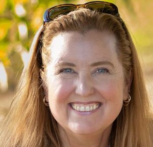 Web-Elizabeth-Scott-Janda