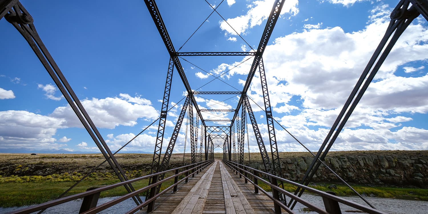 Lobatos Bridge